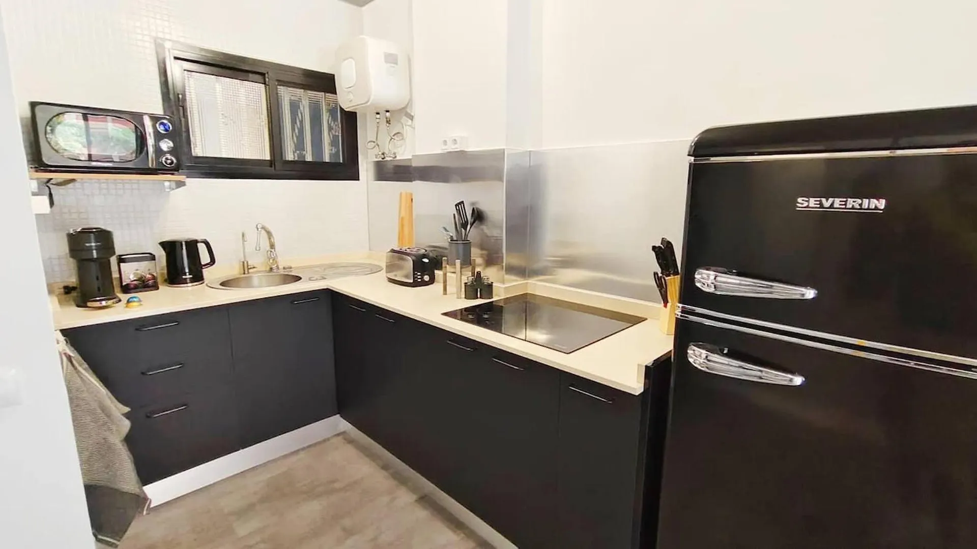 Nice Industrial Studio Teror 206 Playa del Ingles  Apartment